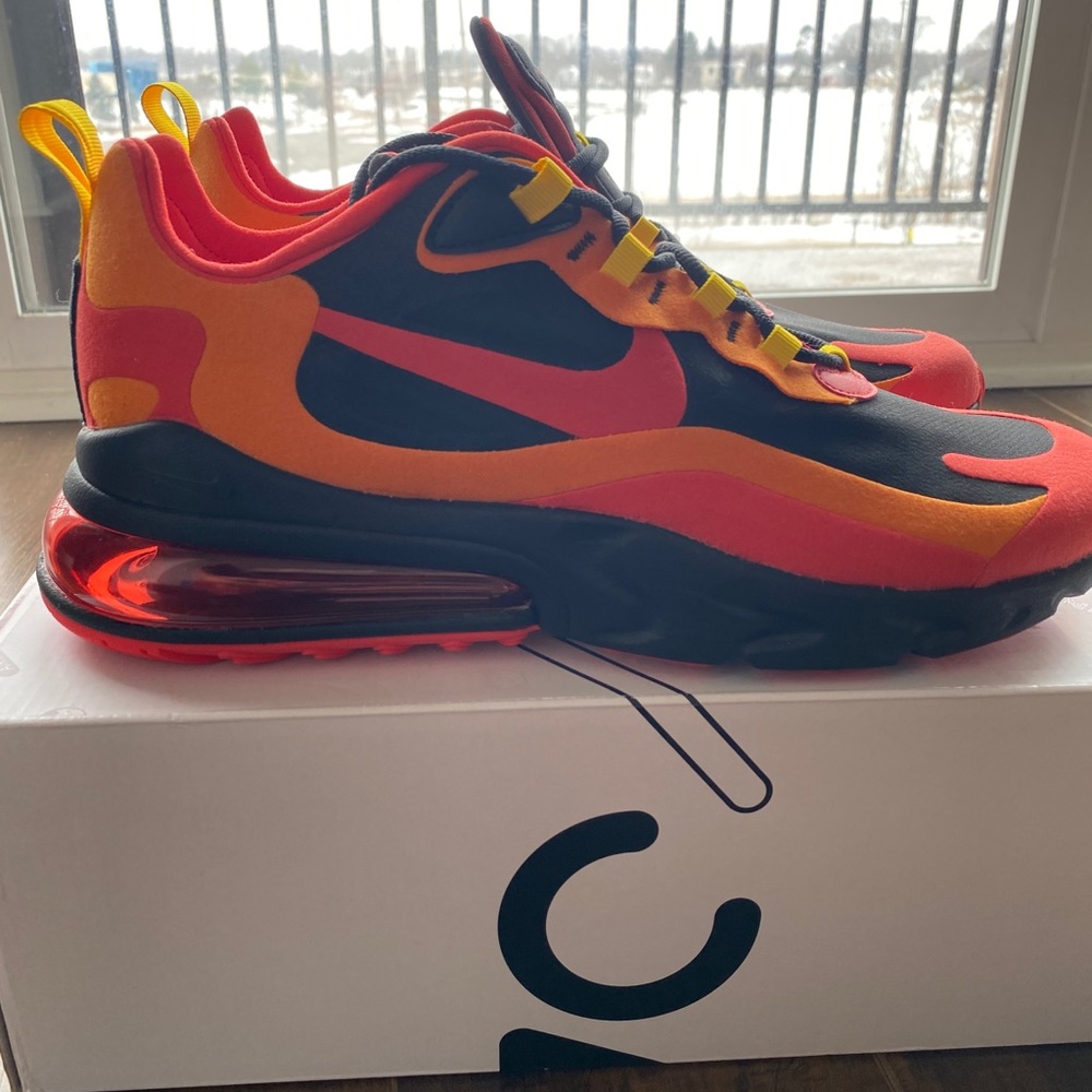 Nike Air Max 270 React Mens CZ9267-001 Black Chile - Picture 3 of 6